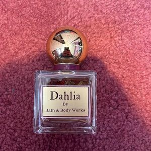 Dalilah perfume!! Bath a body works ❤️